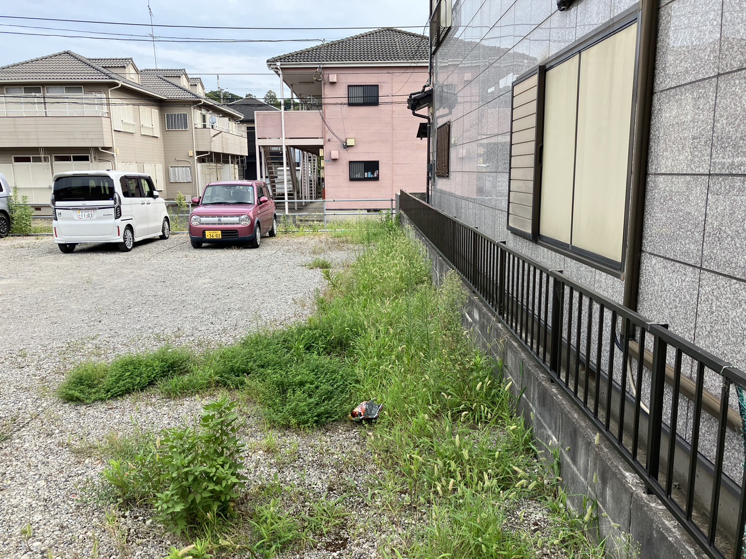 月極駐車場の草刈り